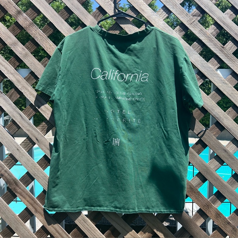 Hotel Hypocrite California Shirt Size Small unisex small hole see pics